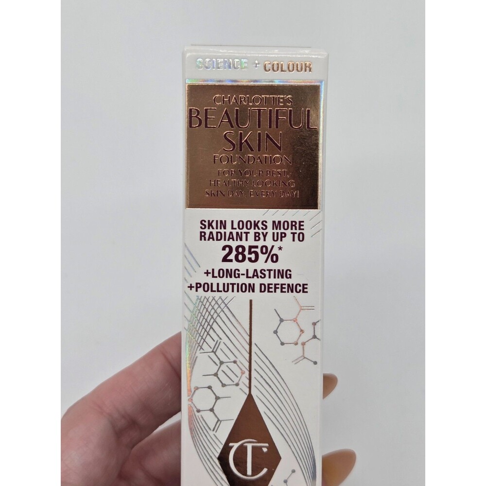 Charlotte Tilbury Beautiful Skin Liquid Foundation 1 fl oz - 3 Cool NEW - Picture 4 of 10